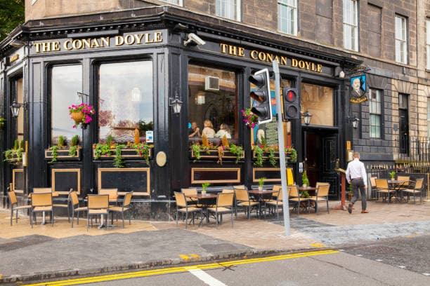  Edinburgh’s Culinary Wonders: A Journey Through Taste